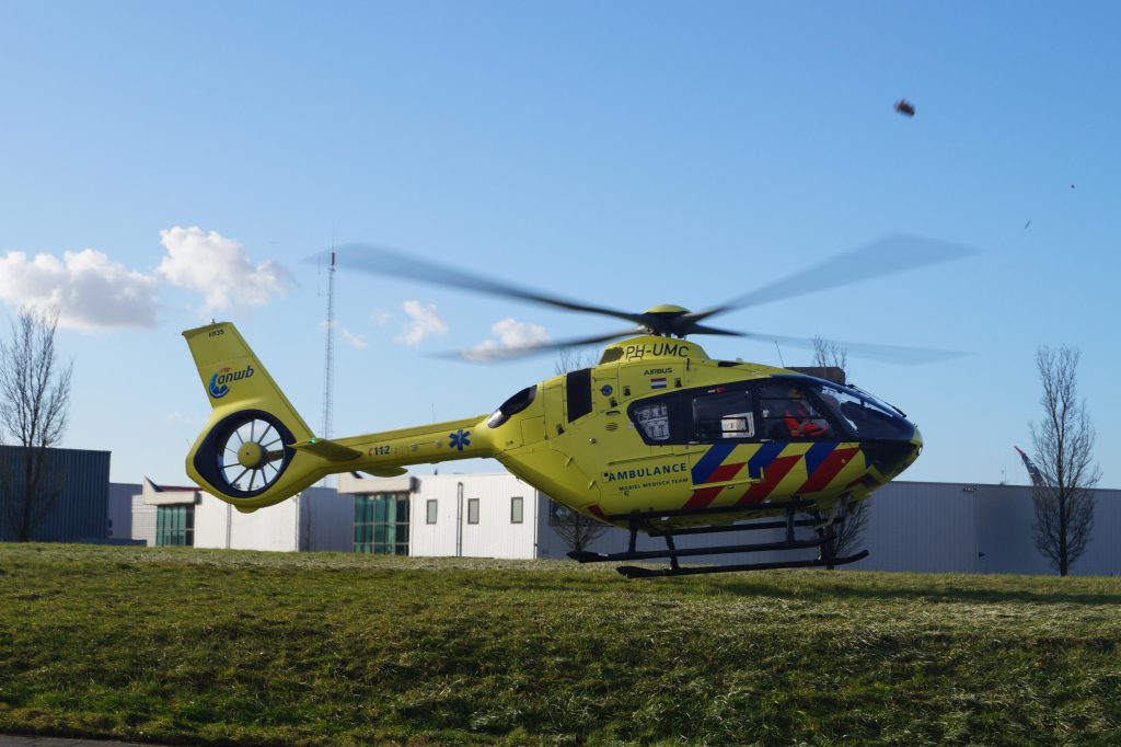 Vrouw overleden aangetroffen langs Vlaardingsedijk in Maassluis