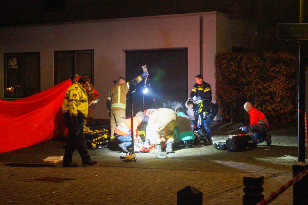 Zwaargewonde bij aanrijding in Maassluis, vier aanhoudingen