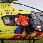 Traumahelikopter ingezet na bedrijfsongeval in Maasdijk