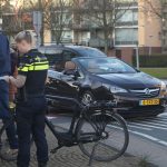 Fietser aangereden door automobilist op de Westlandseweg in Maassluis