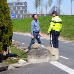 Voetganger gewond na aanrijding met vrachtwagen op Maasdijk