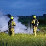 Brandweer rukt met spoed uit voor smeulende hoop groenafval op Doelpad