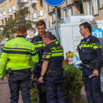 Aanrijding tussen een auto en fietser op de Van Hogendorplaan in Vlaardingen