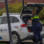 Aanrijding tussen een auto en fietser op de Van Hogendorplaan in Vlaardingen