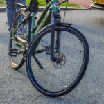 Fietser gewond bij aanrijding op Honderdland in Maasdijk