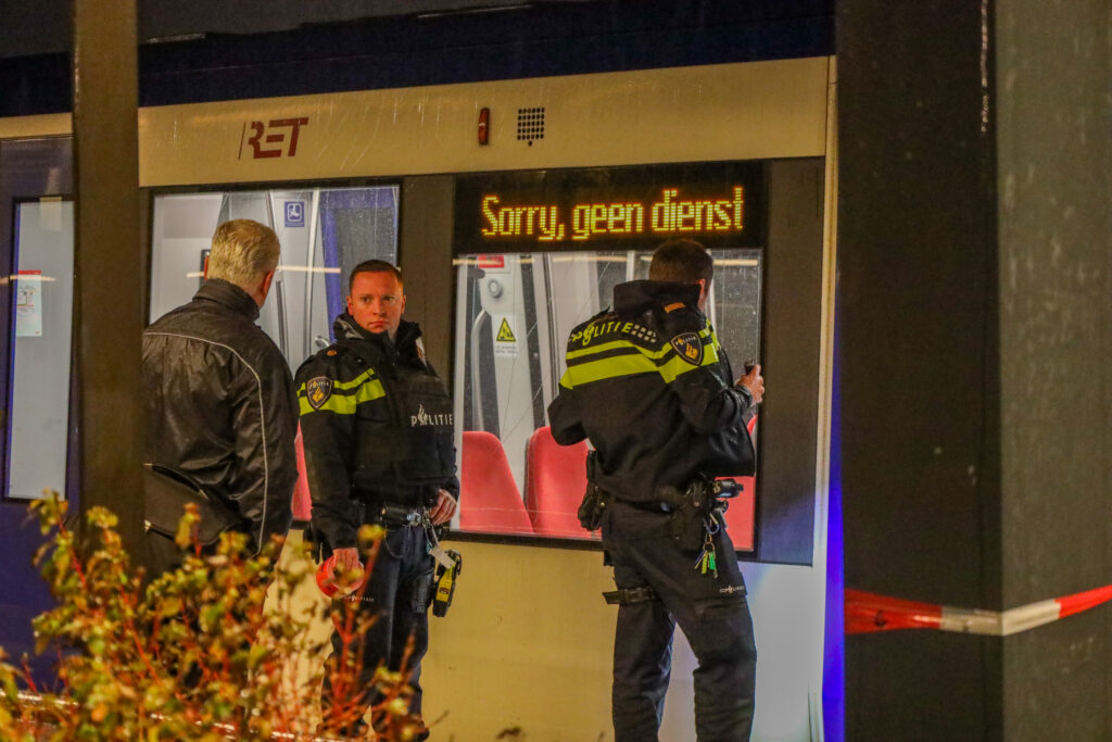Metro onderzocht in Maassluis Centrum na schietpartij bij Schiedam Nieuwland