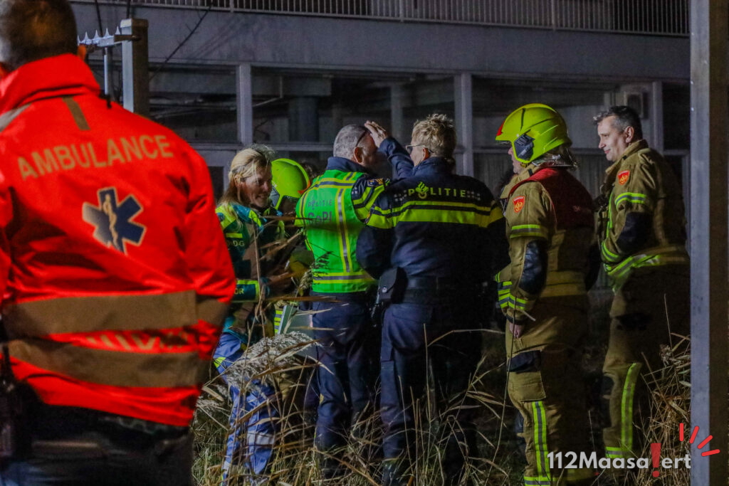 GRIP 1 na waterlekkage met olieverontreiniging Mackayplein Maassluis