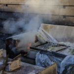 Bankstel in brand in achtertuin aan Narcisstraat in Maassluis