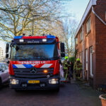 Bankstel in brand in achtertuin aan Narcisstraat in Maassluis
