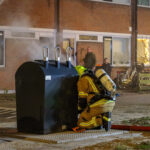 Veel rook bij containerbrand aan de Lijnbaan in Maassluis