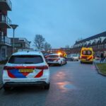Ongeval tussen scooter en auto op Burgemeester Wesselinkstraat in Maassluis