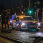 Fietser zwaargewond bij aanrijding met busje op Laan 1940-1945 in Maassluis, bestuurder aangehouden