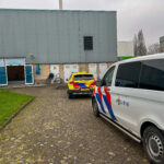 Persoon onwel in zwembad aan Sportlaan in Maassluis, vrouw met spoed naar ziekenhuis