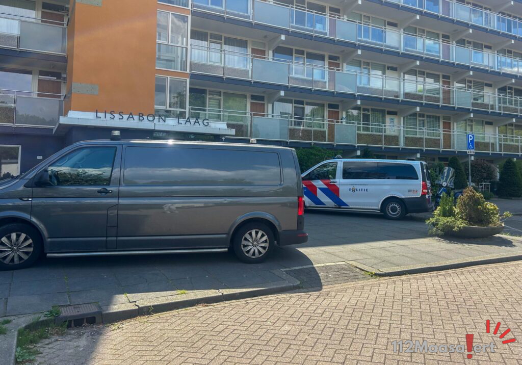 Onderzoek na vondst van twee overleden personen in Vlaardingse woning
